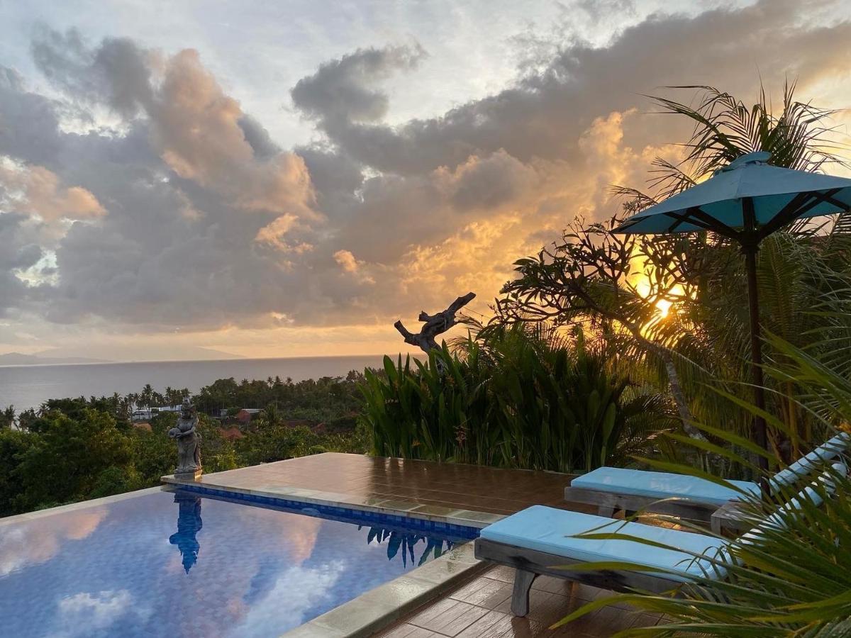 Hotel Gara Gara Sea View Batununggul Exterior foto